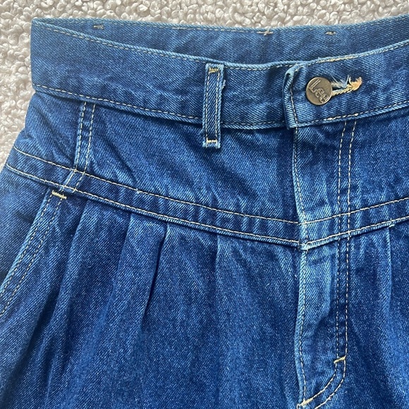 VINTAGE Lee Super High Rise Pleated Yoke Jeans Size 4 - Picture 9 of 15